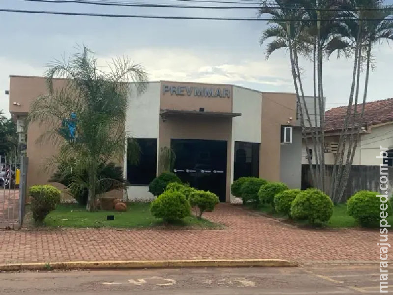 Robert Ziemann defende lei para beneficiar servidores em contratos com o FUNPREVMMAR Robert Ziemann defende lei para beneficiar servidores em contratos com o FUNPREVMMAR