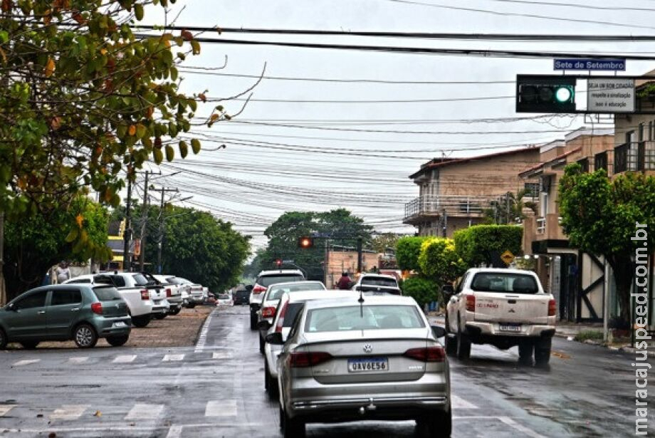 Após calor de 41ºC, chove 42% do esperado para o mês em tempestade de duas horas em Corumbá