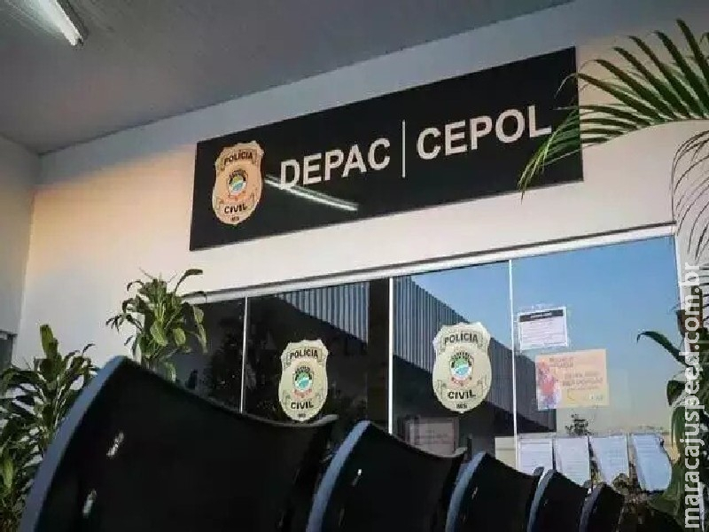 Casa é revirada e idosa encontrada morta no banheiro Casa é revirada e idosa encontrada morta no banheiro