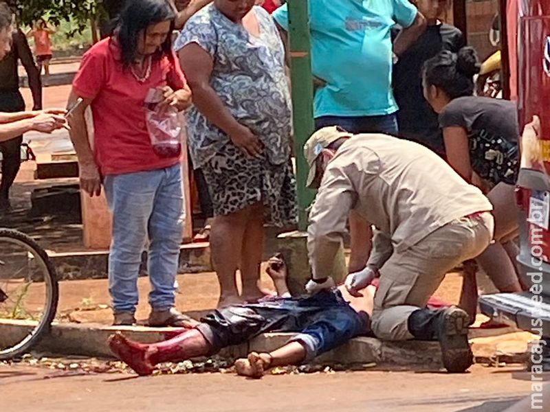 Corpo de Bombeiros atendem ocorrência de esfaqueamento na Vila Adrien Corpo de Bombeiros atendem ocorrência de esfaqueamento na Vila Adrien