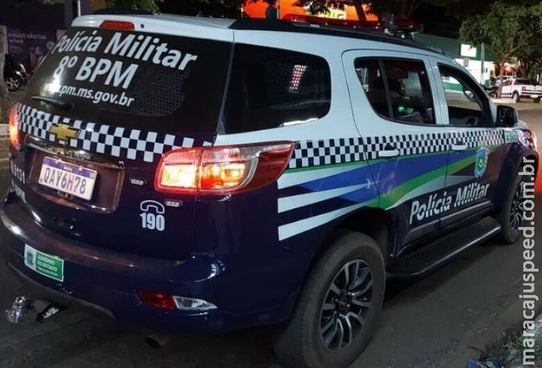 Dono de borracharia vai à casa de ex-funcionário e atira contra portão Dono de borracharia vai à casa de ex-funcionário e atira contra portão