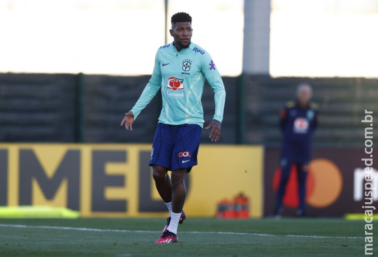 Emerson Royal é convocado para a vaga de Danilo na seleção Emerson Royal é convocado para a vaga de Danilo na seleção