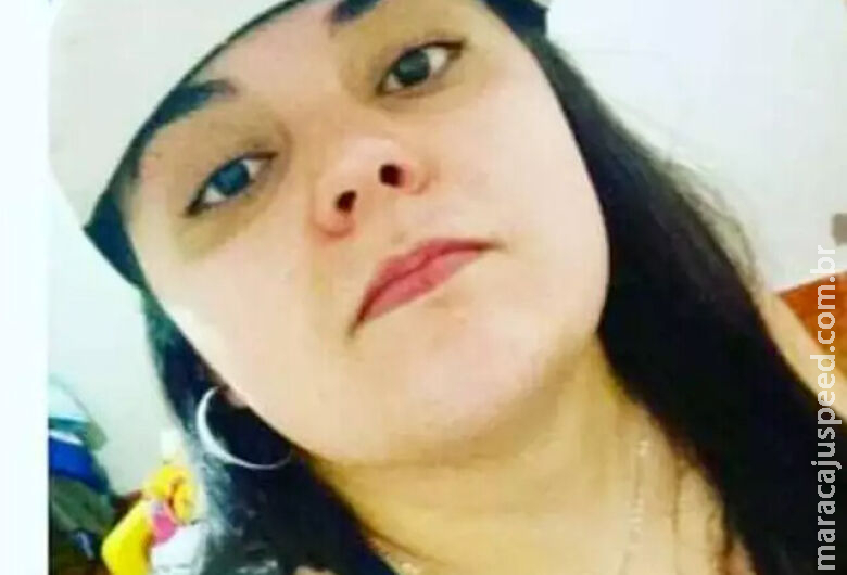 Família busca pistas para encontrar jovem desaparecida há dois meses Família busca pistas para encontrar jovem desaparecida há dois meses
