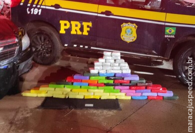 Homem é preso com mais de 60kg de cocaína dentro de veículo Homem é preso com mais de 60kg de cocaína dentro de veículo