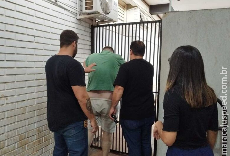 Homem é preso em Dourados acusado de atrair menores com dinheiro e festinhas em troca de sexo Homem é preso em Dourados acusado de atrair menores com dinheiro e festinhas em troca de sexo
