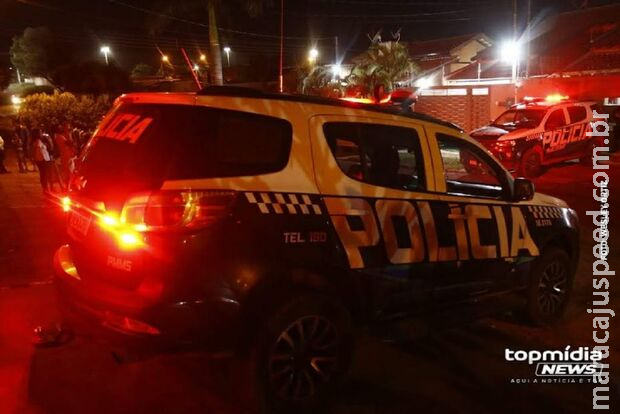 Homem nega mochila a bandidos e apanha com madeira na 13 de Maio Homem nega mochila a bandidos e apanha com madeira na 13 de Maio