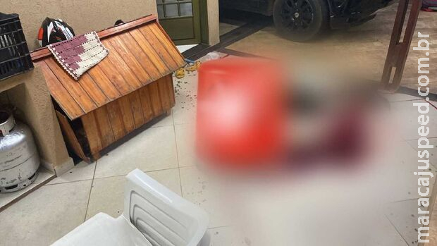 Homem que invadiu casa e acabou morto estava com duas pistolas na cintura em Campo Grande