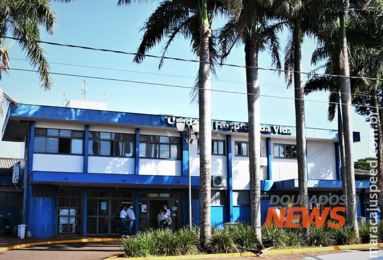 Idoso que colidiu moto contra veículo da prefeitura de Ivinhema morre no Hospital da Vida