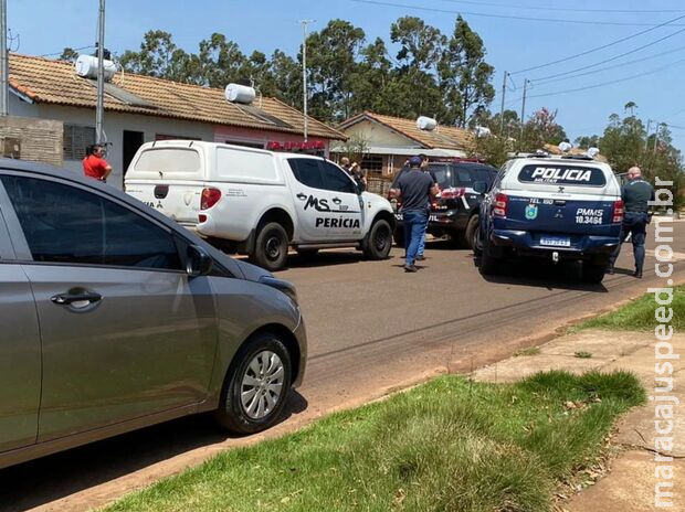 Jovem é encontrada morta em residência em Ponta Porã Jovem é encontrada morta em residência em Ponta Porã