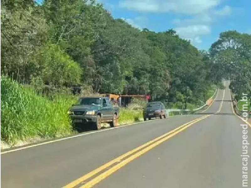 “Maníaco da Lanterna” persegue e atira em pessoas na rodovia MS-164 que liga Ponta Porã a Maracaju “Maníaco da Lanterna” persegue e atira em pessoas na rodovia MS-164 que liga Ponta Porã a Maracaju