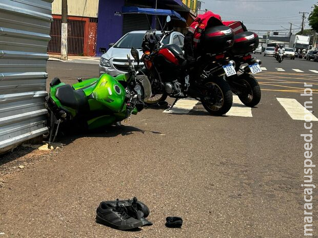 Motociclista é atropelado e perde dedo do pé em Campo Grande