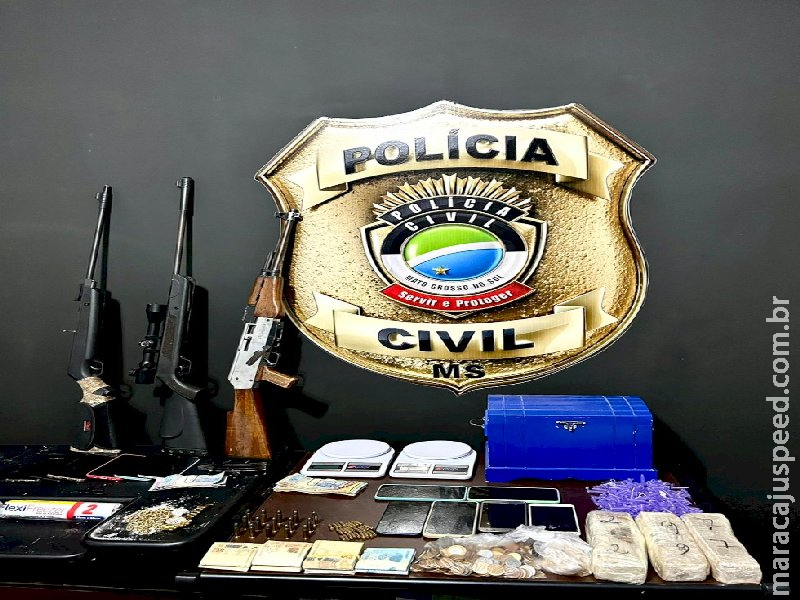 Operação em Caarapó prende sete pessoas, apreende armas, drogas e mais de R$ 10 mil em dinheiro Operação em Caarapó prende sete pessoas, apreende armas, drogas e mais de R$ 10 mil em dinheiro