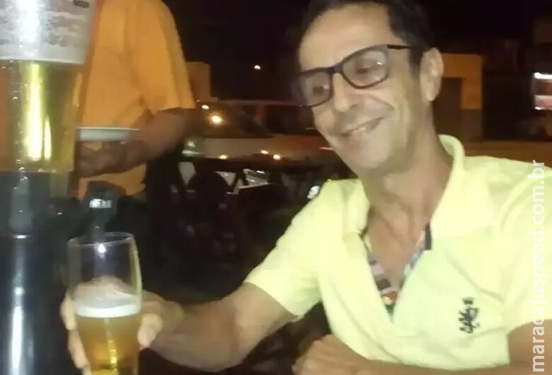 Polícia "caça" suspeito após encontrar idoso morto Polícia "caça" suspeito após encontrar idoso morto