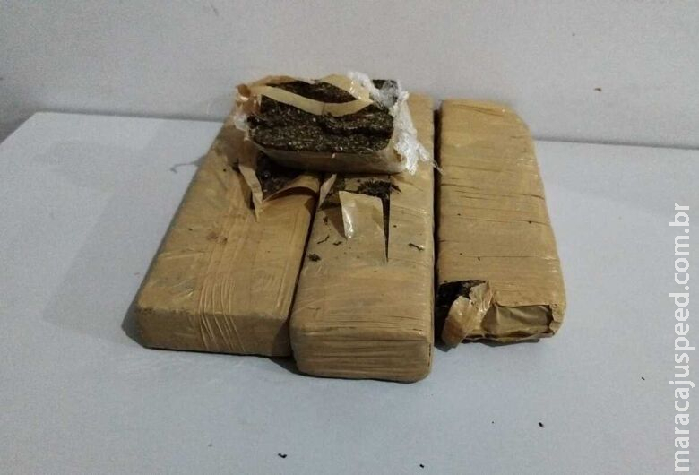 Após denúncias, traficante é preso com maconha no Canaã I Após denúncias, traficante é preso com maconha no Canaã I