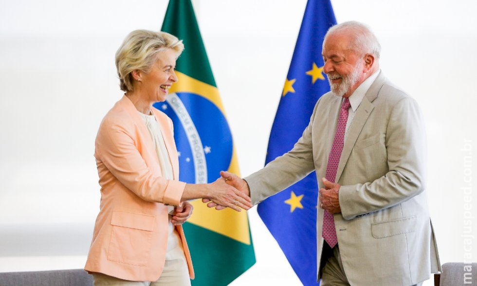 Após Milei vencer eleição na Argentina, Lula tenta acelerar acordo entre União Europeia e Mercosul Após Milei vencer eleição na Argentina, Lula tenta acelerar acordo entre União Europeia e Mercosul