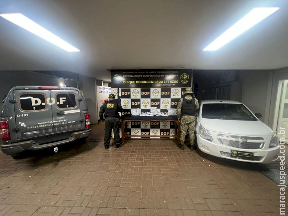 Bloqueio em rodovia termina com foragido preso e agrotóxico contrabandeado apreendido Bloqueio em rodovia termina com foragido preso e agrotóxico contrabandeado apreendido