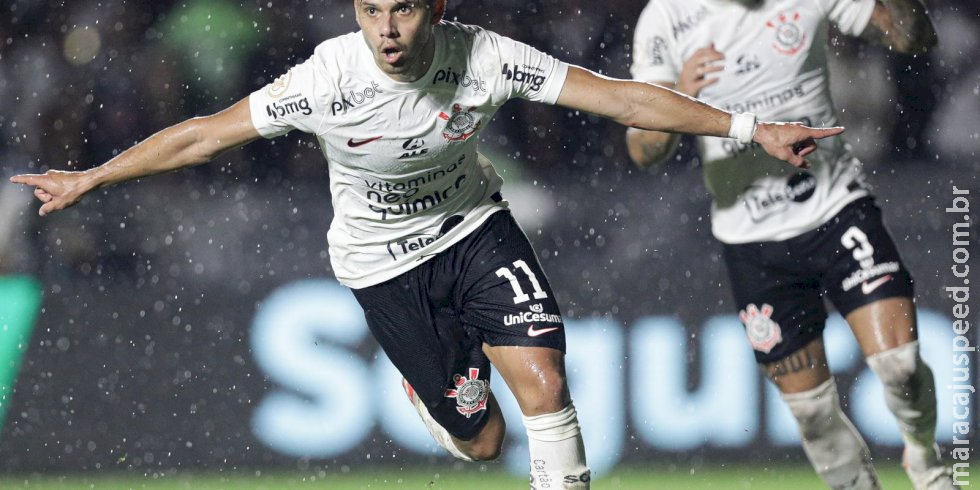 Corinthians vence e dá passo importante para fugir do rebaixamento Corinthians vence e dá passo importante para fugir do rebaixamento
