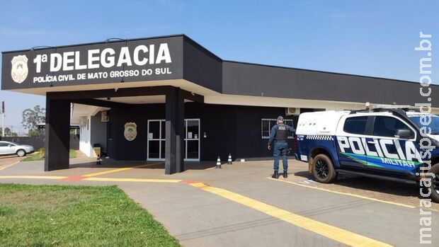 Crise de ciúmes faz homem dar cabeçada e quebrar dente de ex-mulher em Bataguassu Crise de ciúmes faz homem dar cabeçada e quebrar dente de ex-mulher em Bataguassu