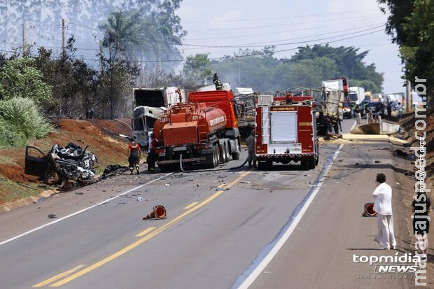 Família identifica segundo motorista morto em grave acidente na BR-163