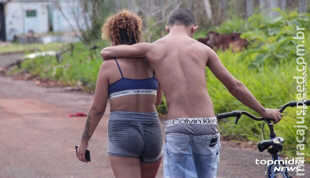 Filha se desespera com a morte do pai no Taquaral e diz que ele não era bandido Filha se desespera com a morte do pai no Taquaral e diz que ele não era bandido