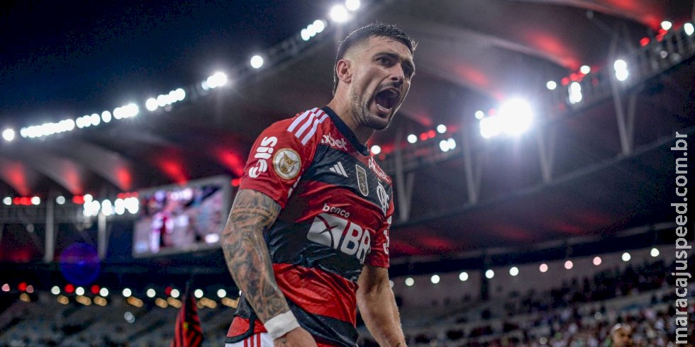 Flamengo vence Bragantino e entra na briga pelo título do Brasileiro Flamengo vence Bragantino e entra na briga pelo título do Brasileiro