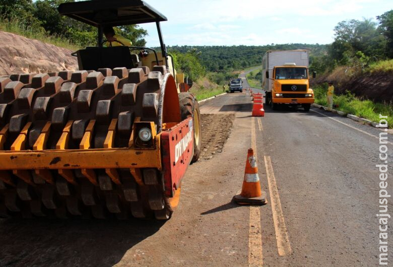Governador assina licitação para restauração da rodovia MS-436
