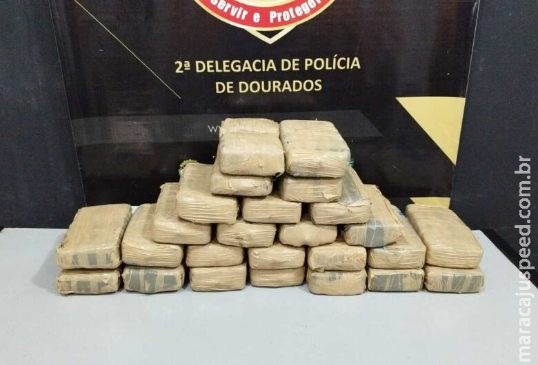 Homem é preso com maconha escondida em motor de veículo Homem é preso com maconha escondida em motor de veículo