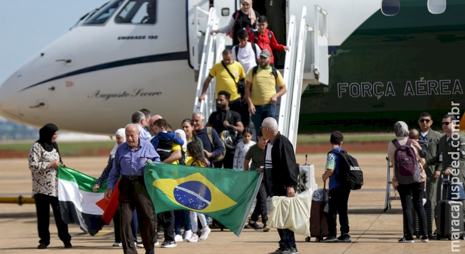 Pela 1ª vez, brasileiros que estavam na Cisjordânia são resgatados Pela 1ª vez, brasileiros que estavam na Cisjordânia são resgatados