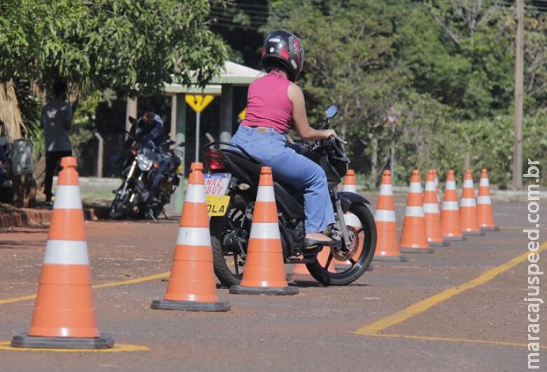 Precisa fazer o exame prático de CNH? Detran abre duas mil vagas