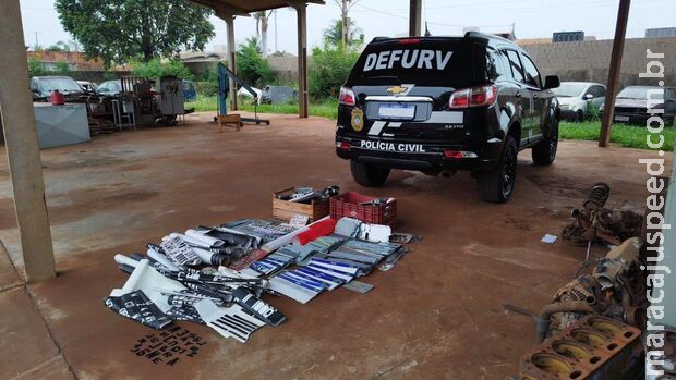 Preso com placas adulteradas, dono de oficina paga fiança e é liberado em Campo Grande Preso com placas adulteradas, dono de oficina paga fiança e é liberado em Campo Grande