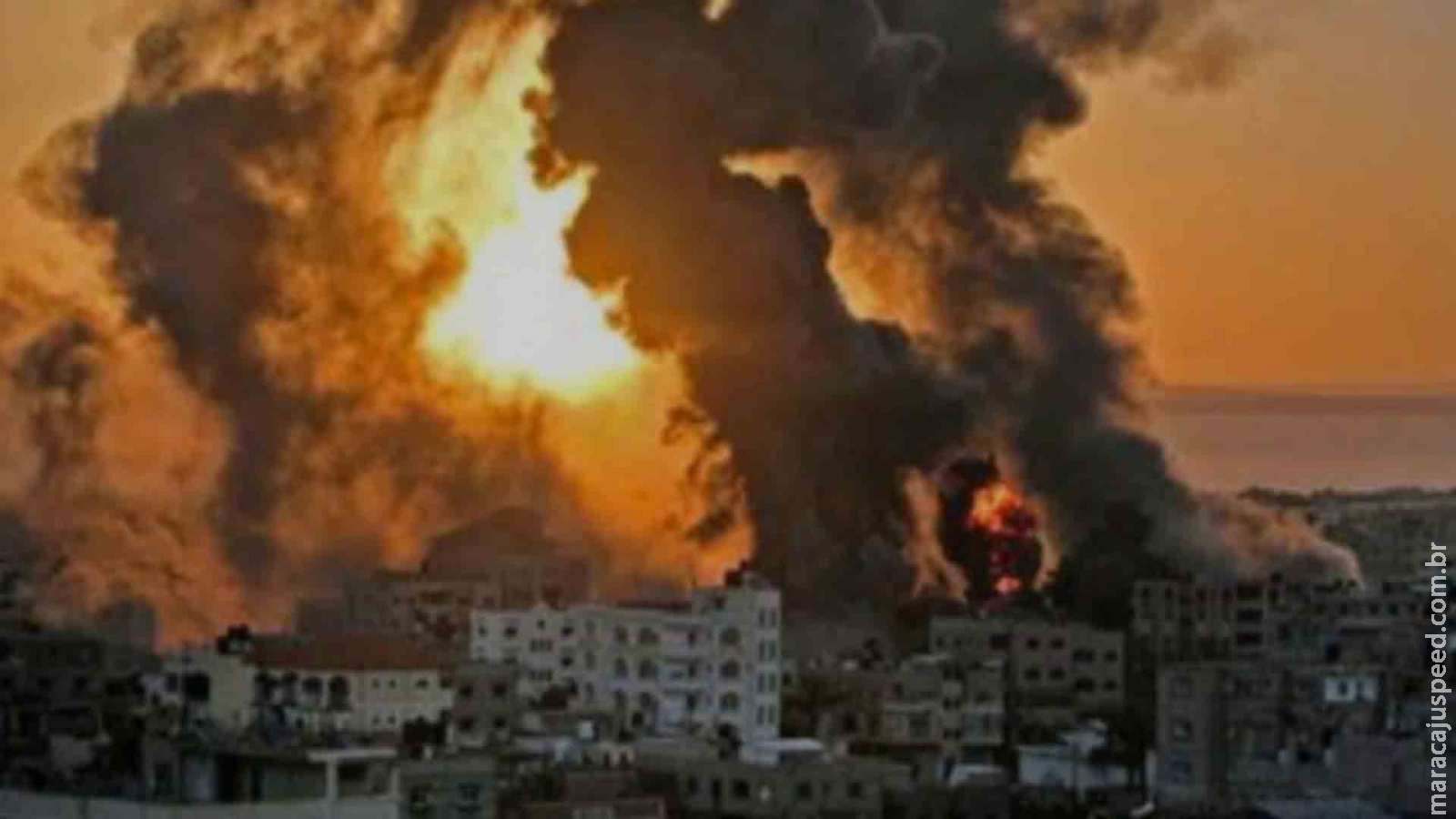Projétil atinge hospital em Gaza e mata 12 pessoas, diz Hamas Projétil atinge hospital em Gaza e mata 12 pessoas, diz Hamas