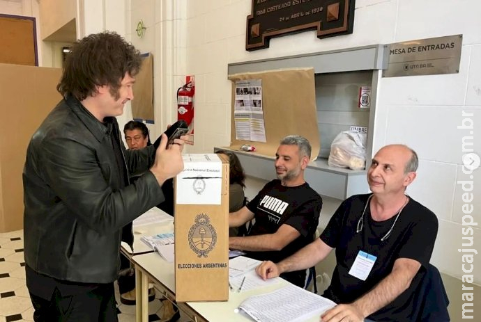 Ultradireitista Javier Milei vence as eleições argentinas Ultradireitista Javier Milei vence as eleições argentinas