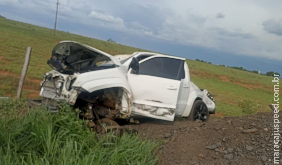 Acidente entre caminhonetes na BR-158 deixa grávida e menina de 11 anos feridas em Paranaíba