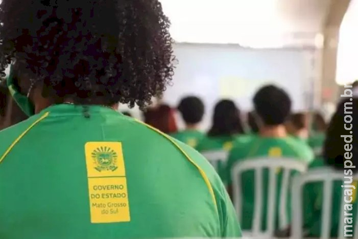 Aulas começam em 21 de fevereiro para 188 mil alunos da rede estadual Aulas começam em 21 de fevereiro para 188 mil alunos da rede estadual