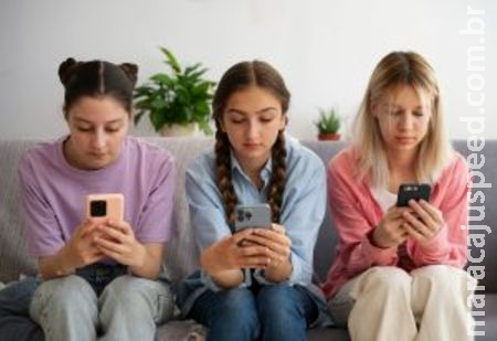 Brasil é o 4º país com mais viciados em smartphones