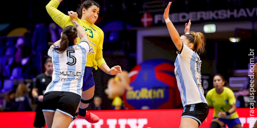 Brasil supera Argentina e continua vivo no Mundial de handebol