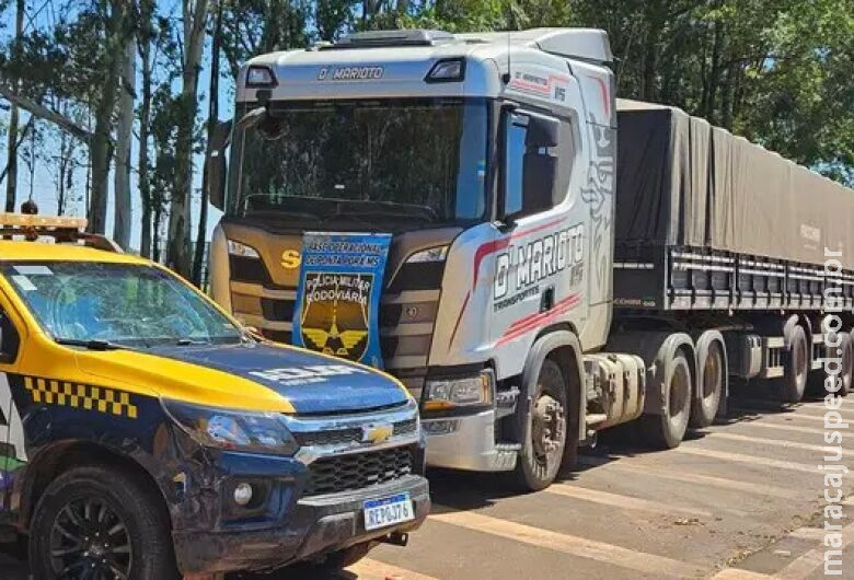 Carreta roubada em São Paulo é recuperada na região de fronteira