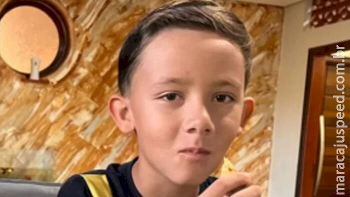 Criança cai em piscina e família pede ajuda para prótese facial em MS