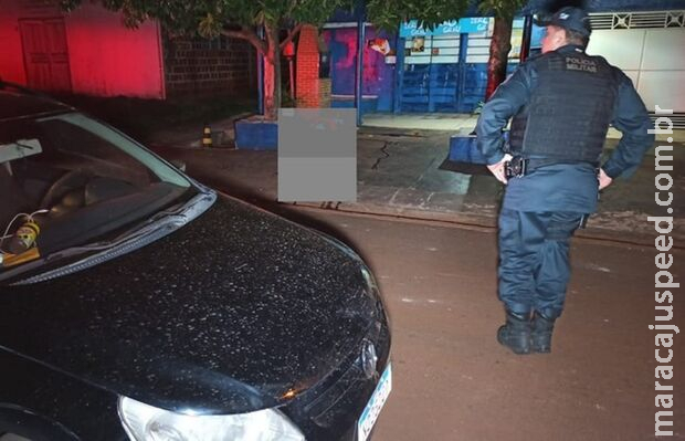 Fotógrafo e filho são assaltados em pátio de posto de gasolina em Dourados Fotógrafo e filho são assaltados em pátio de posto de gasolina em Dourados