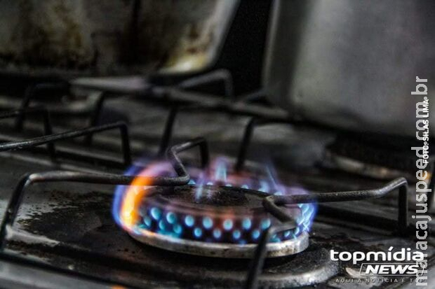 Gás de cozinha e diesel devem subir preço em janeiro Gás de cozinha e diesel devem subir preço em janeiro