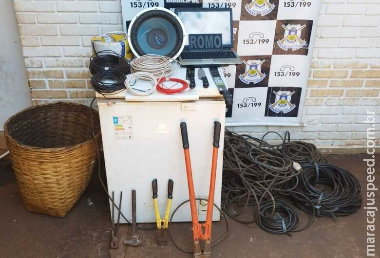 Homem é preso após furtar loja de materiais de construção no Bonanza Homem é preso após furtar loja de materiais de construção no Bonanza