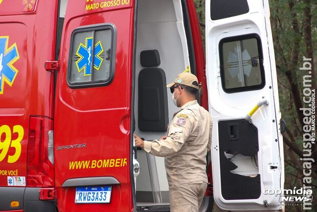 Homem leva facão para tabacaria e acaba baleado no Amambaí Homem leva facão para tabacaria e acaba baleado no Amambaí