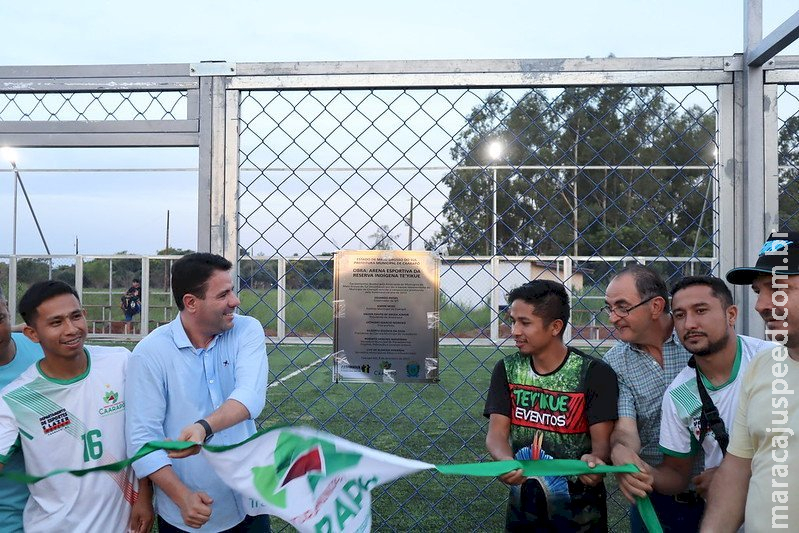 Inauguração de arena esportiva amplia prática de esportes na Aldeia Te’yikue de Caarapó