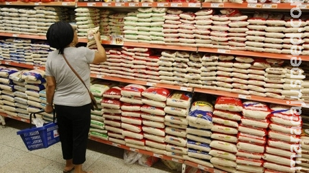 Início de 2024: Desafios e Aumento nos Preços de Feijão e Arroz Impactam o Consumidor Brasileiro Início de 2024: Desafios e Aumento nos Preços de Feijão e Arroz Impactam o Consumidor Brasileiro