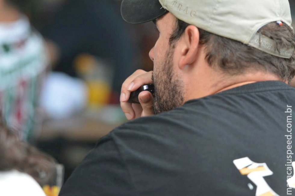 Médicos alertam para nova doença causada por cigarro eletrônico