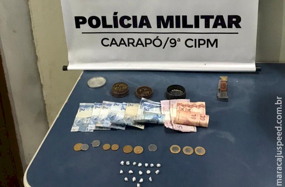 Menor é apreendido pela PM após ser flagrado vendendo droga em Caarapó Menor é apreendido pela PM após ser flagrado vendendo droga em Caarapó