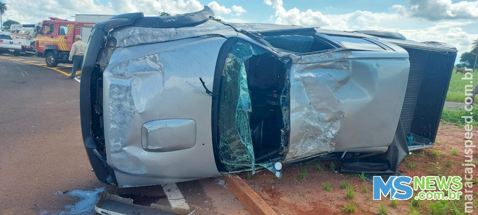 Moradores de Vicentina ficam feridos em acidente na Linha do Caraguatá Moradores de Vicentina ficam feridos em acidente na Linha do Caraguatá