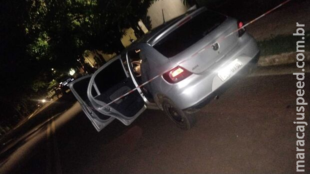 Morto no Santa Luzia tinha no carro R$ 17 mil e drogas Morto no Santa Luzia tinha no carro R$ 17 mil e drogas