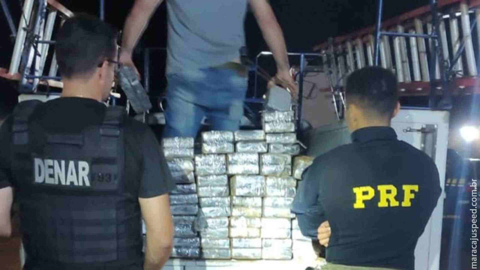 Motorista é preso com Amarok recheada de 176 quilos de cocaína na BR-262 em Terenos