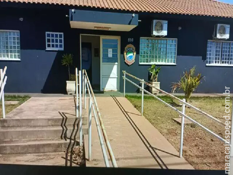 Polícia prende homem por manter a esposa e enteadas em cárcere privado Polícia prende homem por manter a esposa e enteadas em cárcere privado